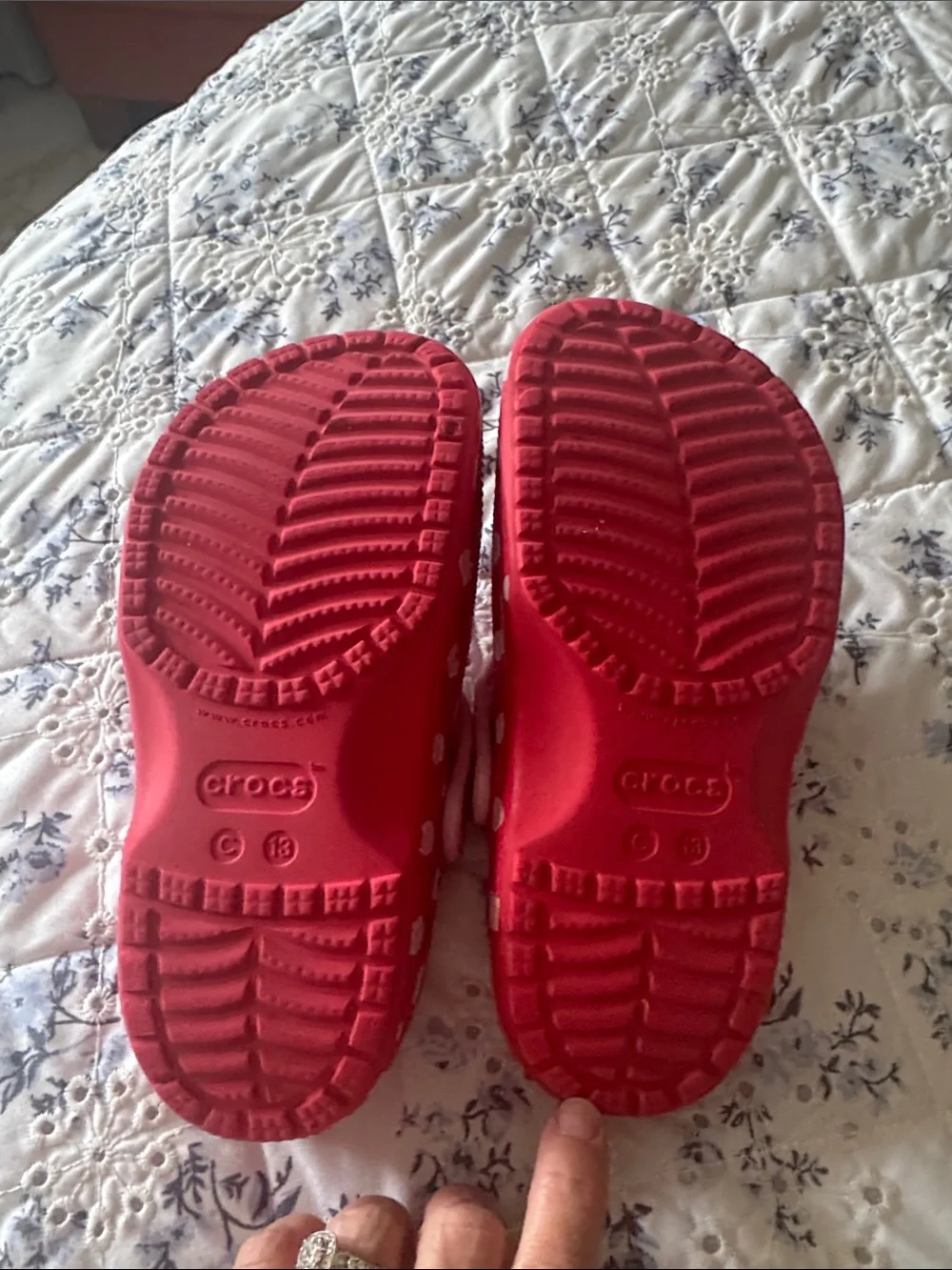 CROCS Kids Minnie Mouse Red Polka Dot Clogs with Pink Strap